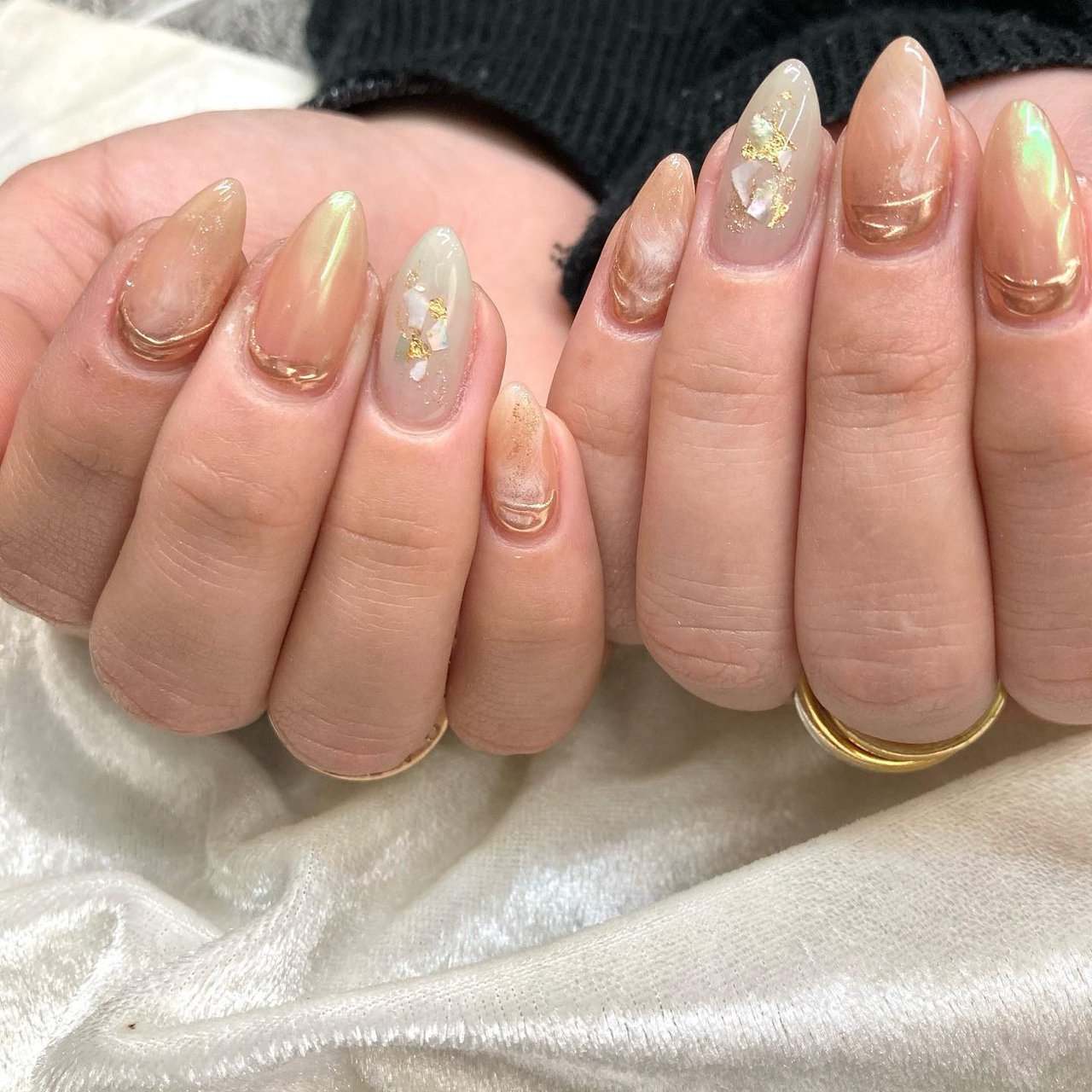 オールシーズン クリア ベージュ グレージュ ジェル 富山市ネイルacoobeautyのネイルデザイン No ネイルブック