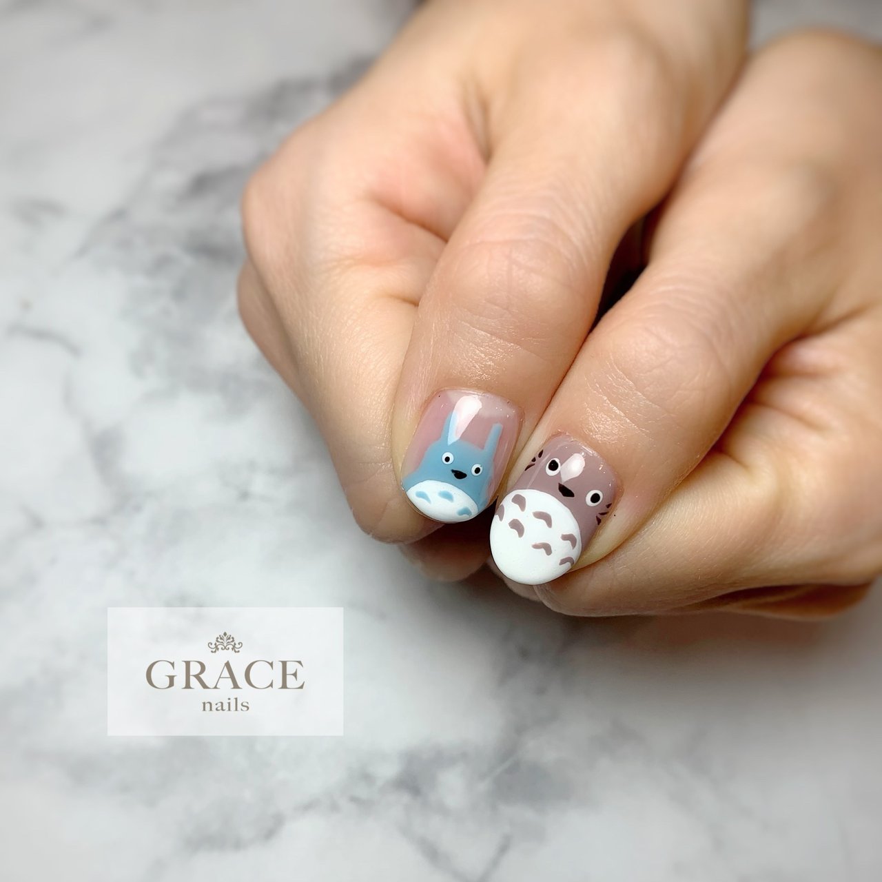 オールシーズン ハロウィン オフィス ハンド シンプル Grace Nails のネイルデザイン No ネイルブック
