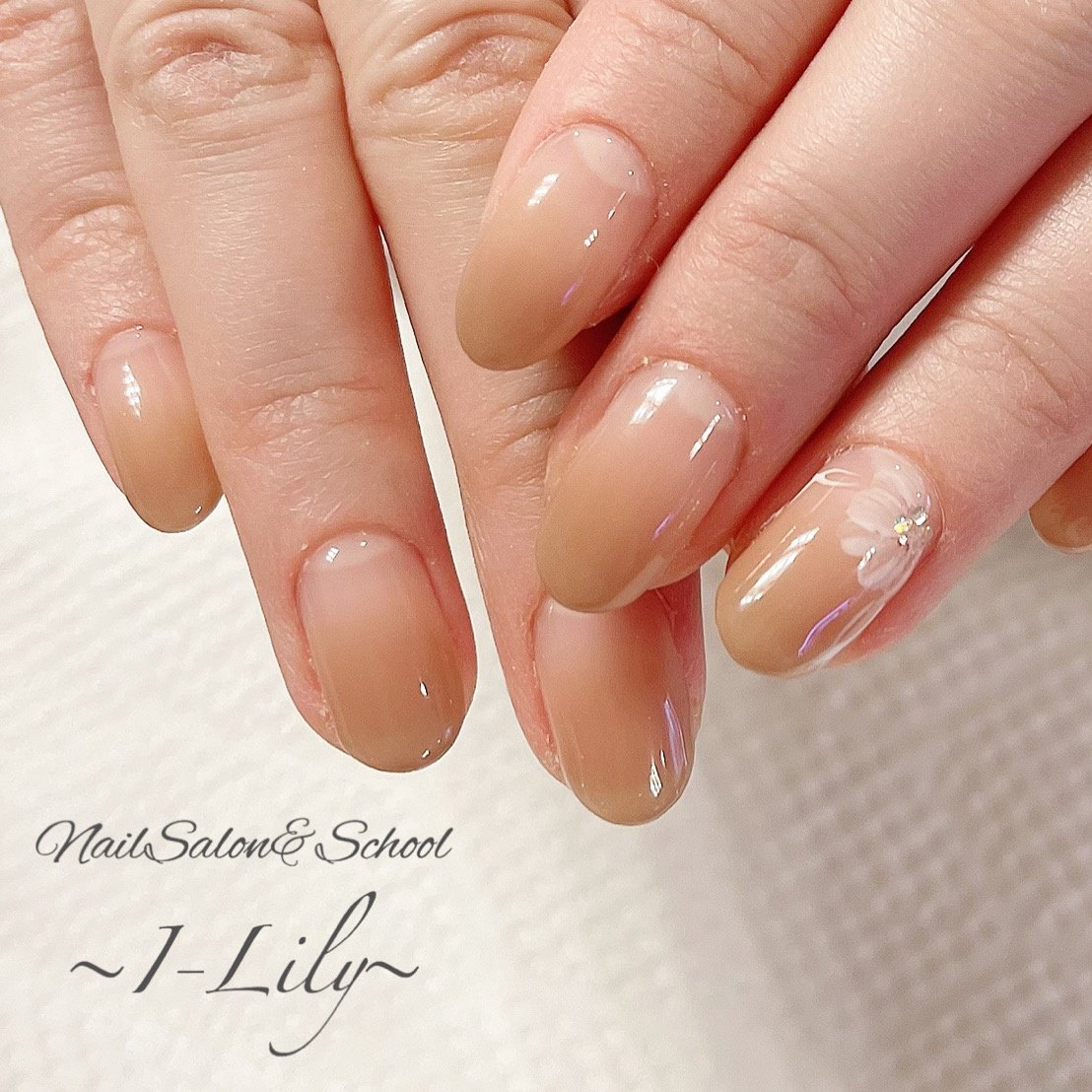 春 オールシーズン オフィス ハンド シンプル Nailsalon School I Lily アイ リリーのネイル デザイン No ネイルブック