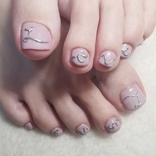 ピンク スモーキー ペディキュアのネイルデザイン ネイルブック