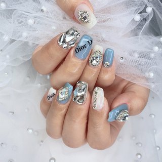 Diorネイル DIOR】 新作 ディオール ヴェルニ 330 コーラル ポップ/664