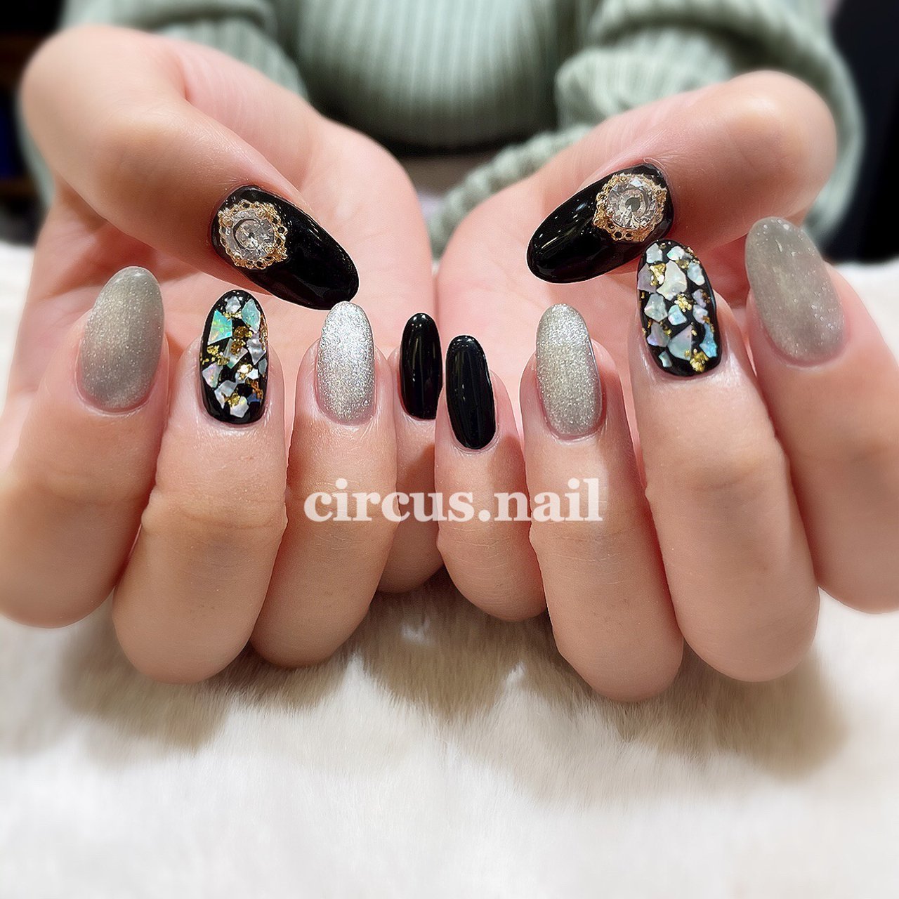 春 ハンド ワンカラー チェーン デコ Circusneilsalonのネイルデザイン No ネイルブック