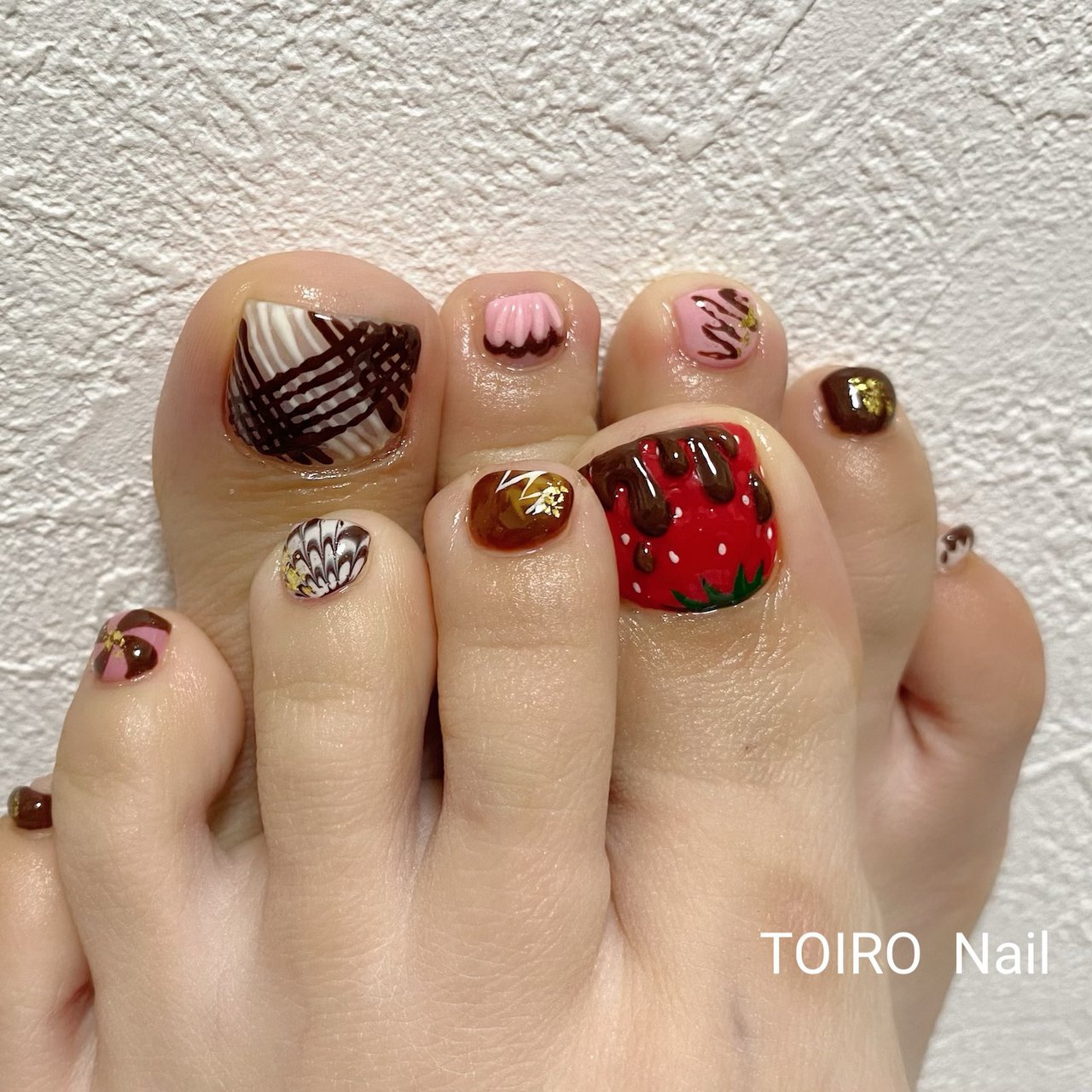 バレンタイン フット ピーコック 3d スイーツ Toiro Nailのネイルデザイン No ネイルブック