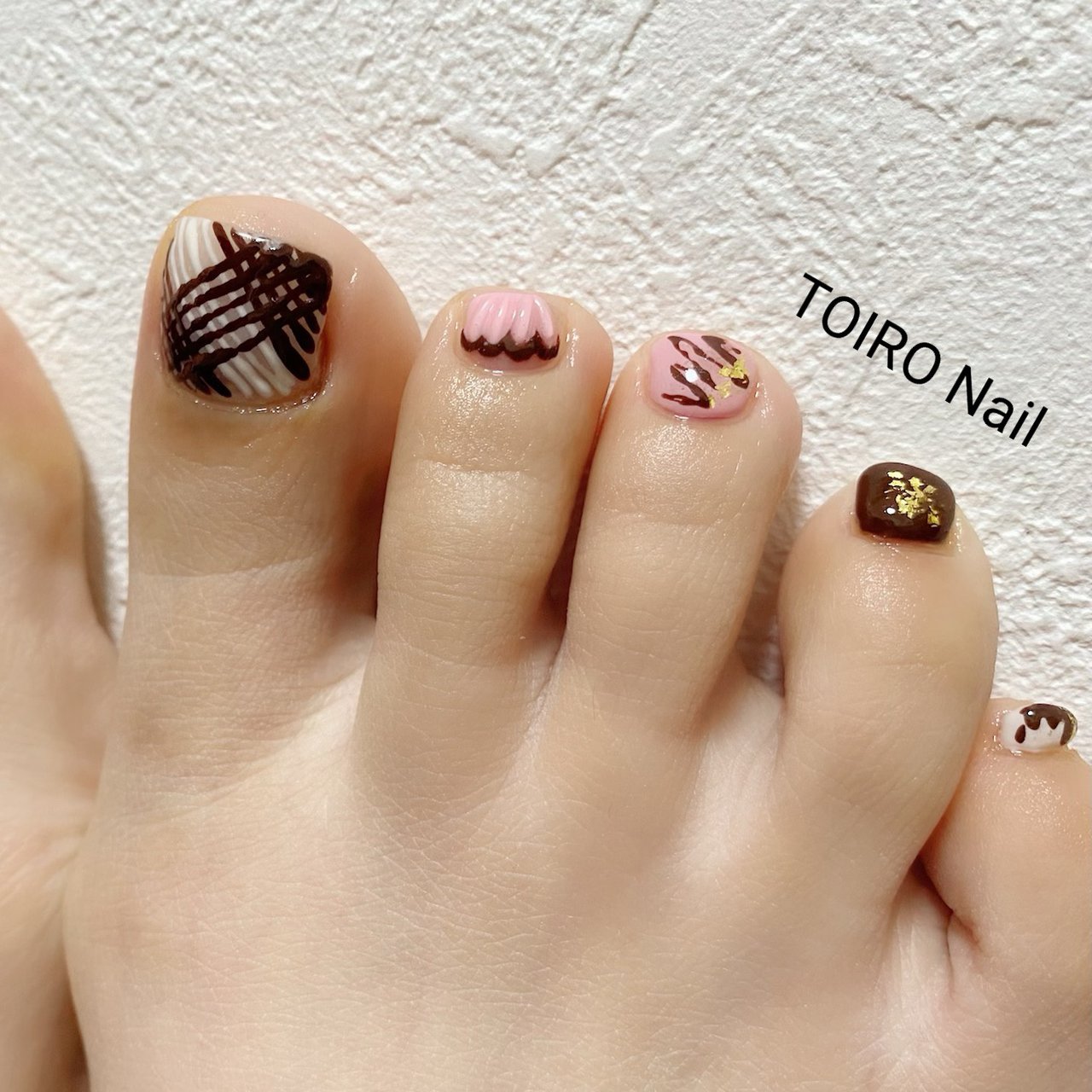 バレンタイン フット ピーコック 3d スイーツ Toiro Nailのネイルデザイン No ネイルブック