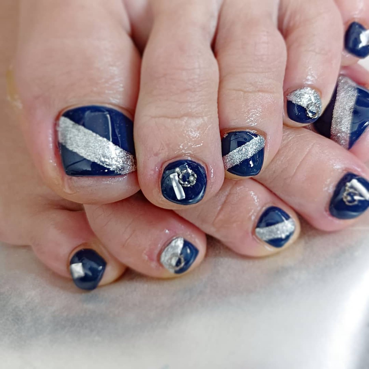 春 夏 冬 オールシーズン シンプル Miccheeのネイルデザイン No ネイルブック