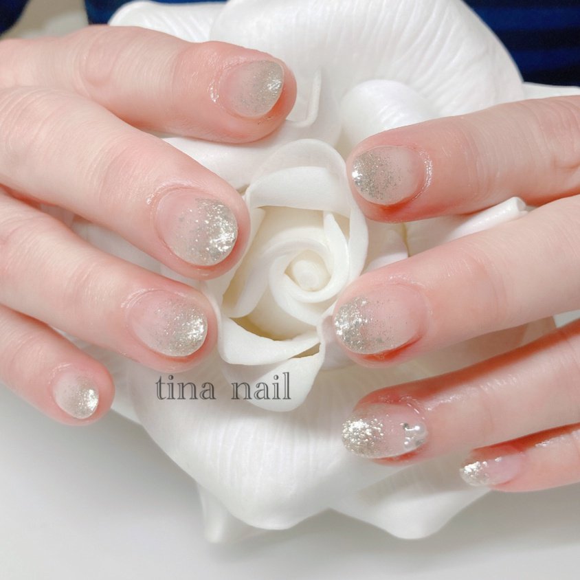 春 夏 ハンド グラデーション ゴールド Tina Nailのネイルデザイン No ネイルブック