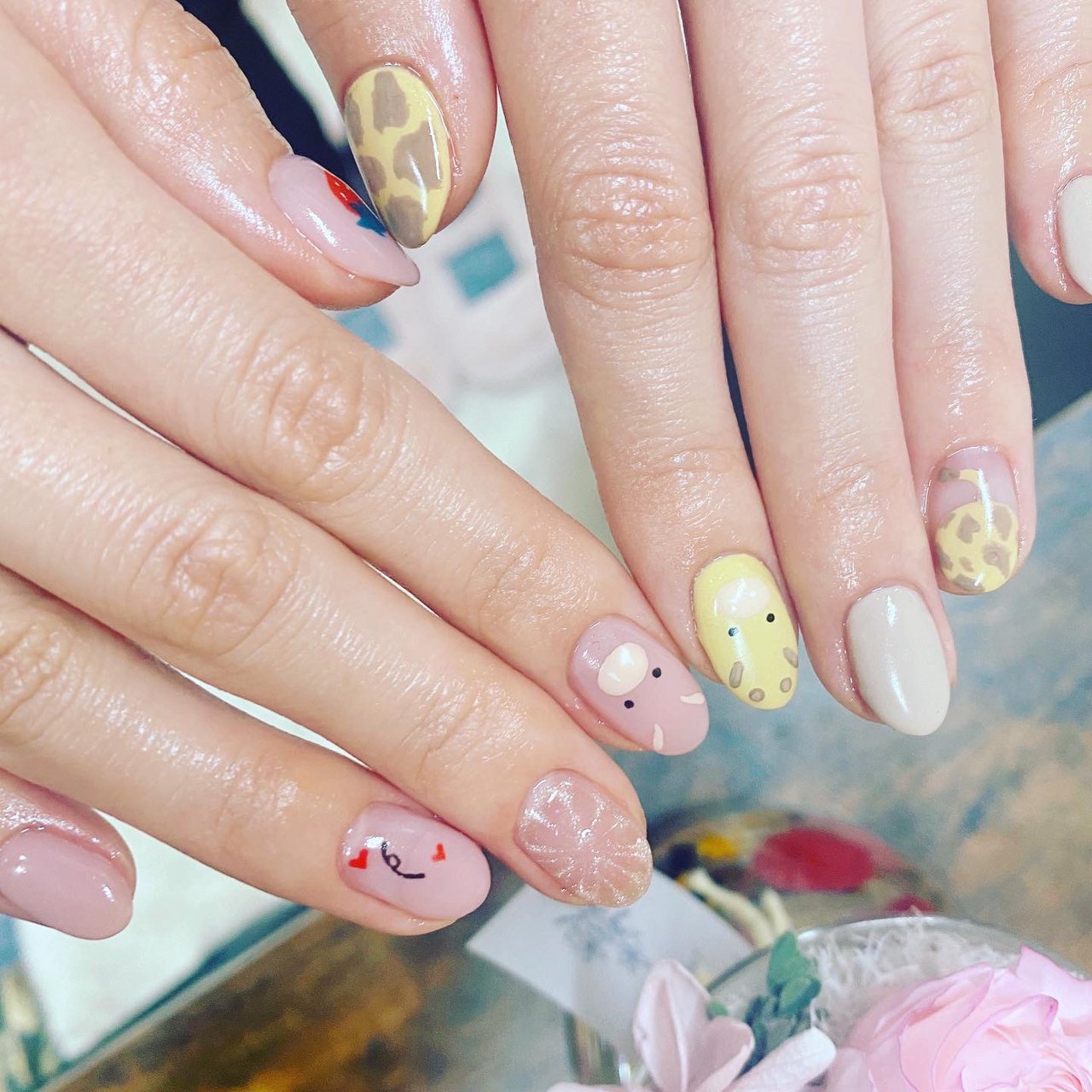 オールシーズン ハロウィン パーティー 女子会 ハンド Nail Salon Pukkaのネイルデザイン No ネイルブック