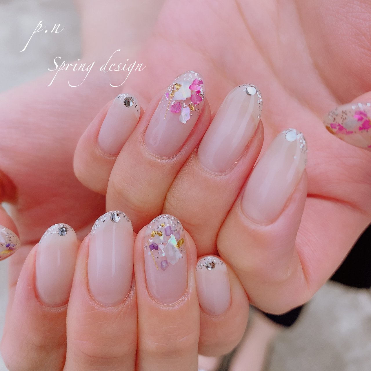春 夏 ハンド シンプル シェル Tinkのネイルデザイン No ネイルブック