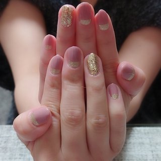 ピンク ゴールド マニキュアのネイルデザイン ネイルブック