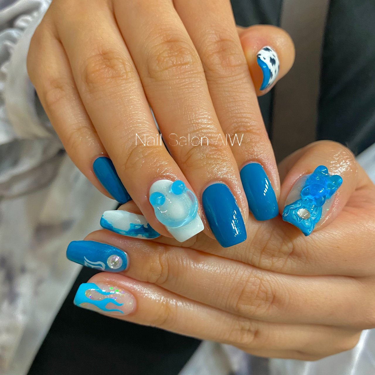 【現品】夏ネイル　ニュアンスネイル　ネイルチップ　個性派ネイル　大人ネイル 🤹🎢🛁👙 #nail #gelnail #nuancenail #instanail #shortnail