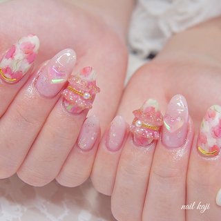フリルネイル｜ネイルブック
