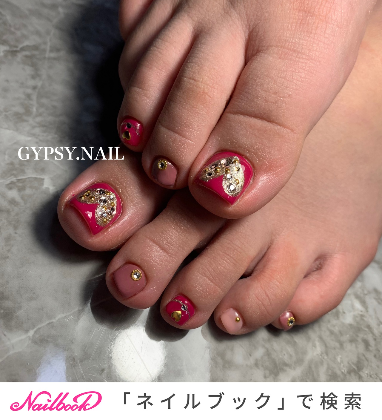 クリスマス レッド 派手ネイルのネイルデザイン ネイルブック