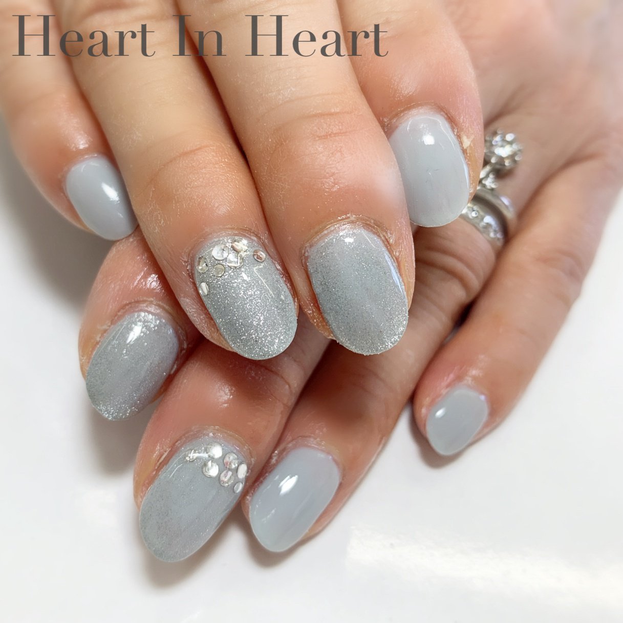 ハンド シンプル ラメ ワンカラー マグネット Heart In Heartのネイルデザイン No ネイルブック