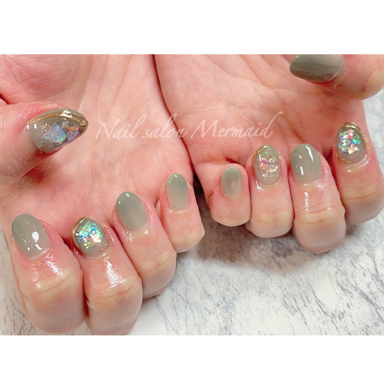 春 夏 ハンド ホログラム ニュアンス ネイルサロンマーメイドのネイルデザイン No ネイルブック