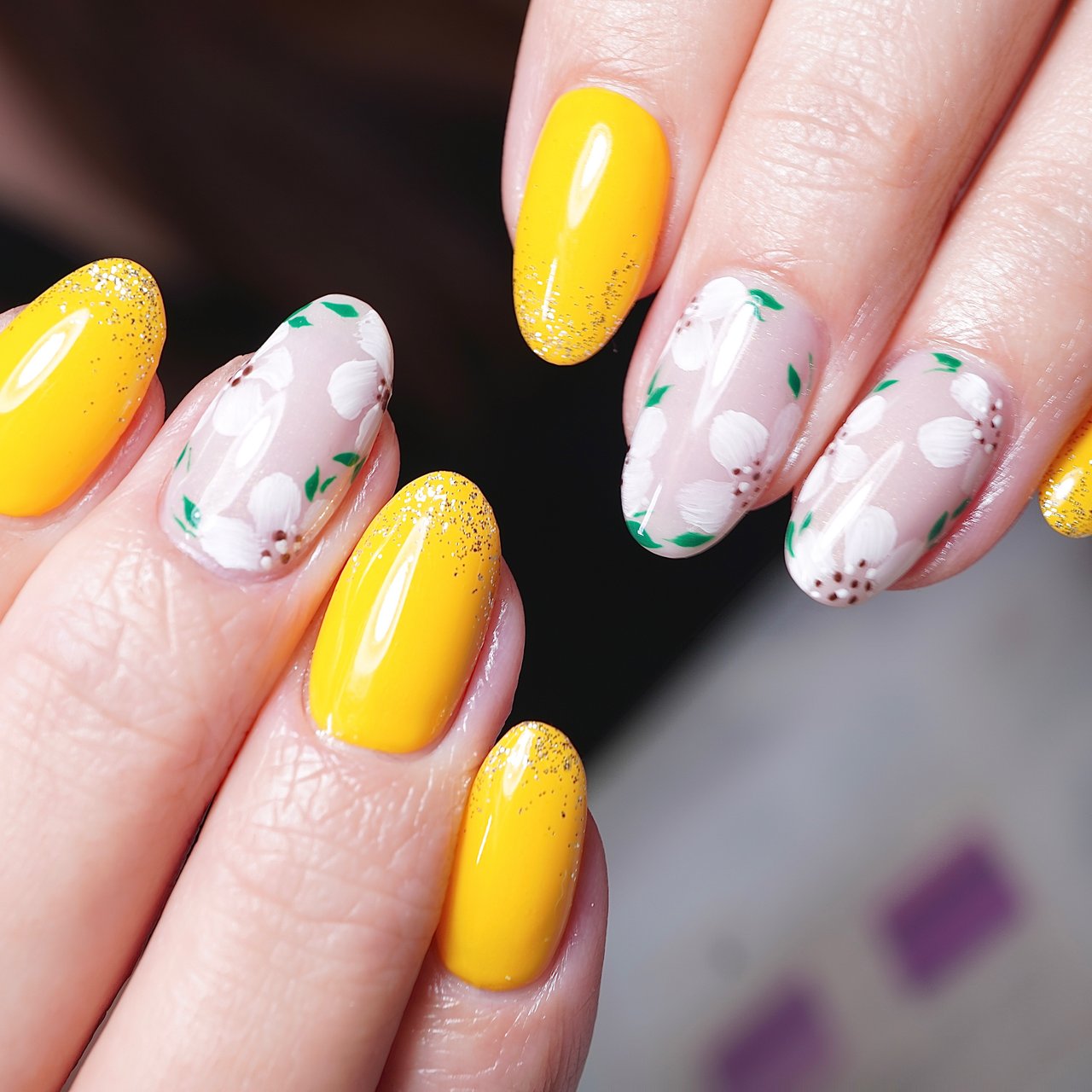 春 夏 ハンド ワンカラー フラワー Kiara のネイルデザイン No ネイルブック