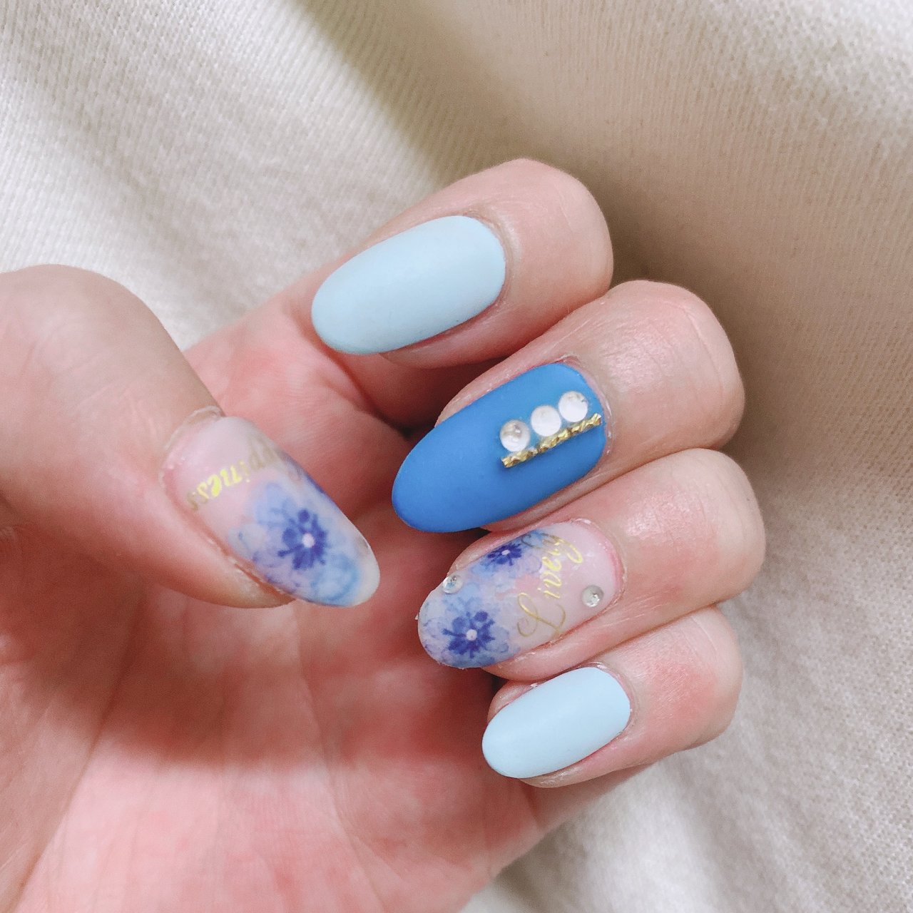 春 ハンド マット ミディアム ホワイト えりかのネイルデザイン No ネイルブック