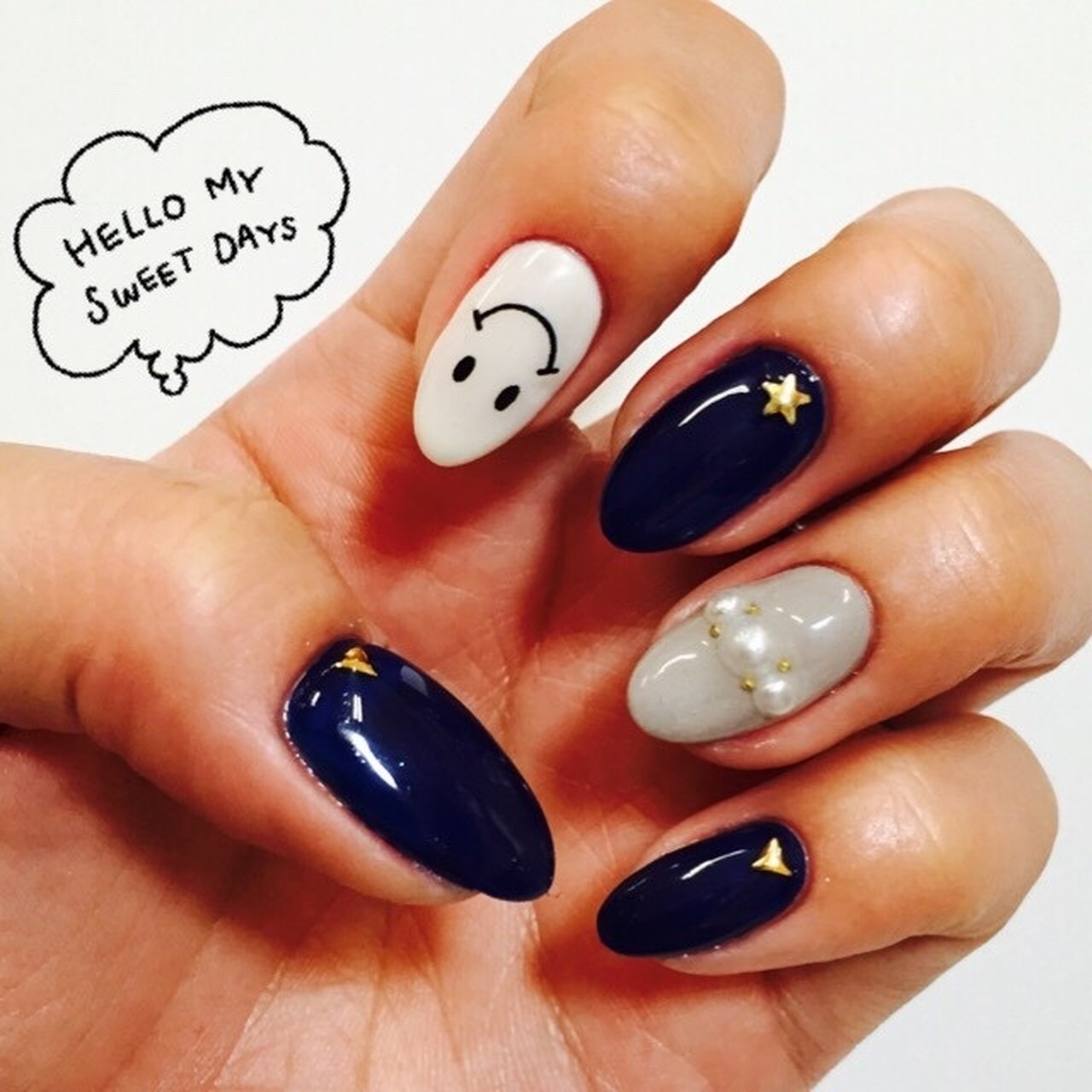 冬 ハンド ワンカラー ブルー ジェルネイル Ayatasoのネイルデザイン No ネイルブック