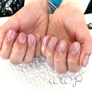 #アートし放題コース💅💕 
いつもはアートたっぷりのお客様◡̈♥︎

今回は少し、気持ちをスッキリさせたい🕊


とのご要望で、シンプルカラーに✨

くすみピンクにマグネットを追加♡


上品さ溢れる大人女子にぴったりのデザイン✨


疲れが溜まっている時って

手元がごちゃごちゃしてると疲れるんですよね…

お気持ちよく分かります😭💕


自分の心の声に従って
オシャレを楽しむことも大切ですね！


#春#春ネイル#春ネイル2021 #大人可愛い #大人上品ネイル #シンプル #シンプルネイル #マグネットネイル#くすみピンク #春 #オールシーズン #オフィス #デート #ハンド #シンプル #ワンカラー #マグネット #ギャラクシー #ベージュ #ピンク #シルバー #ジェルネイル #お客様 #sa #ネイルブック