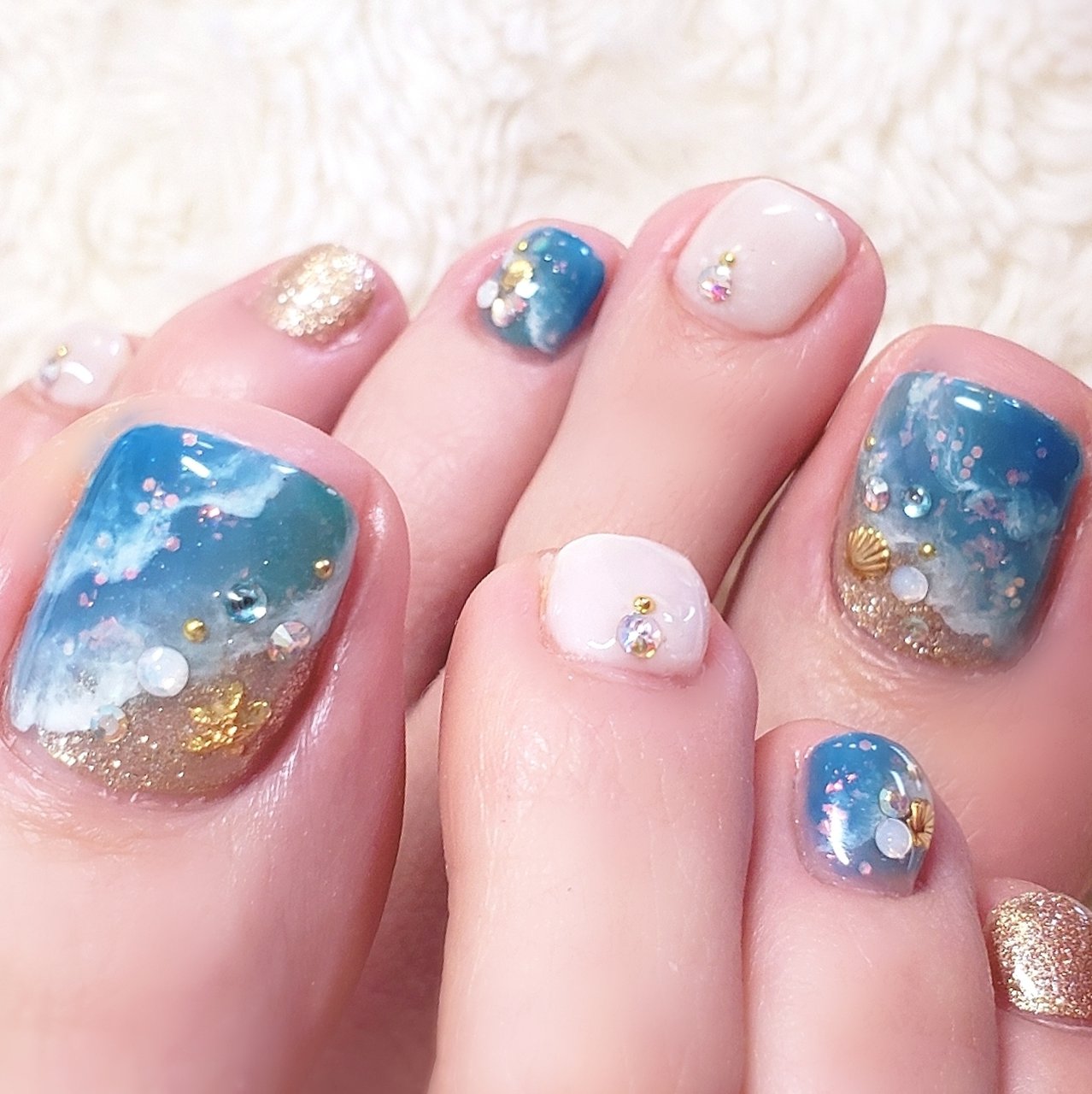 夏 旅行 海 リゾート フット ネイルサロンアイリス あいのネイルデザイン No ネイルブック