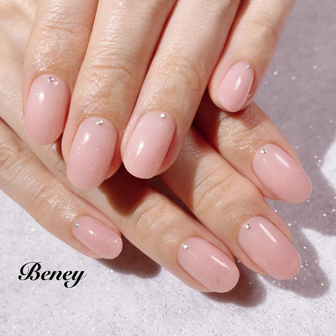 オールシーズン オフィス ハンド シンプル グラデーション Beneyのネイルデザイン No ネイルブック