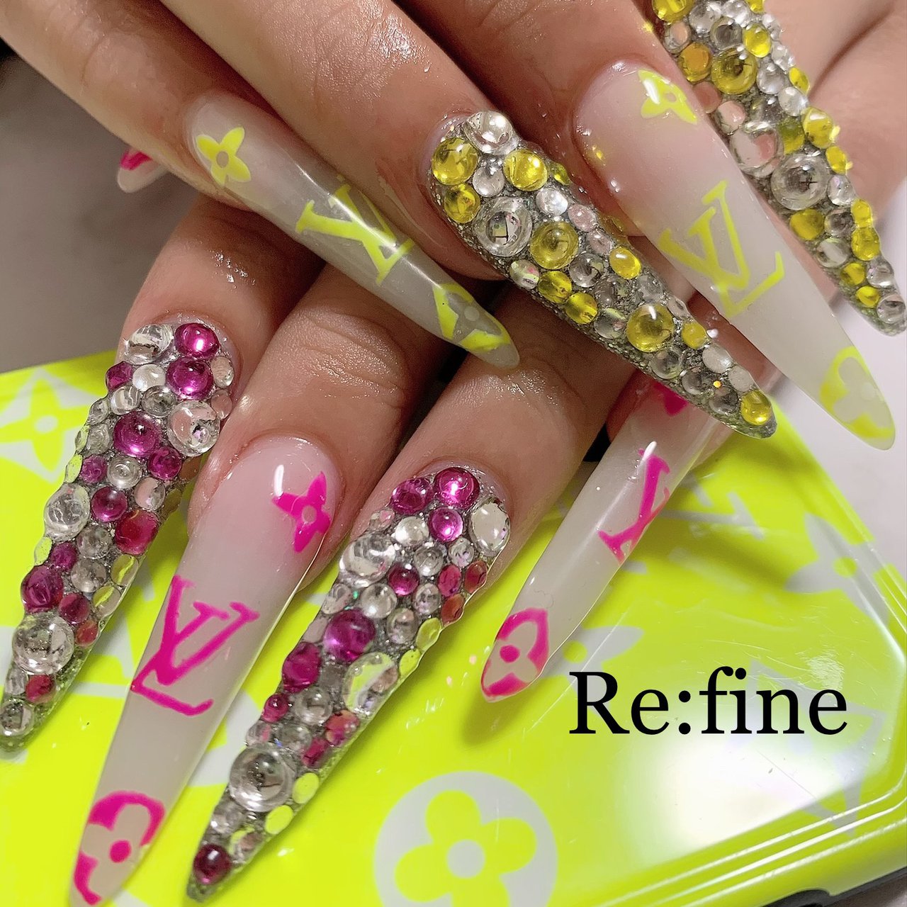 ハンド ブランド柄 スカルプチュア Re Fineのネイルデザイン No ネイルブック