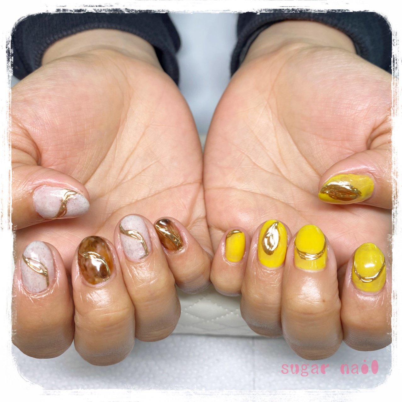 ハンド ニュアンス ミディアム イエロー ブラウン Sugarnailのネイルデザイン No ネイルブック