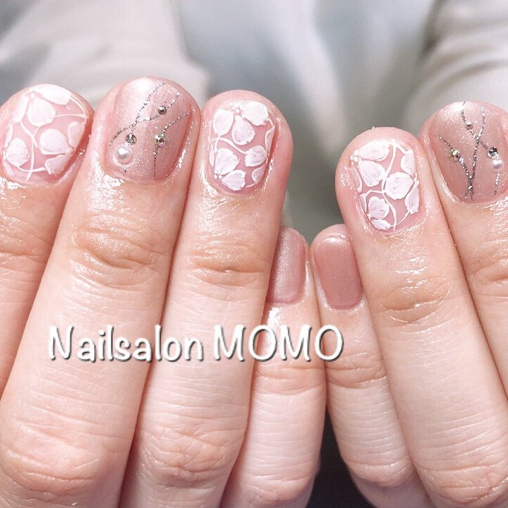 オールシーズン オフィス ブライダル デート ハンド Nailsalonmomoのネイルデザイン No ネイルブック
