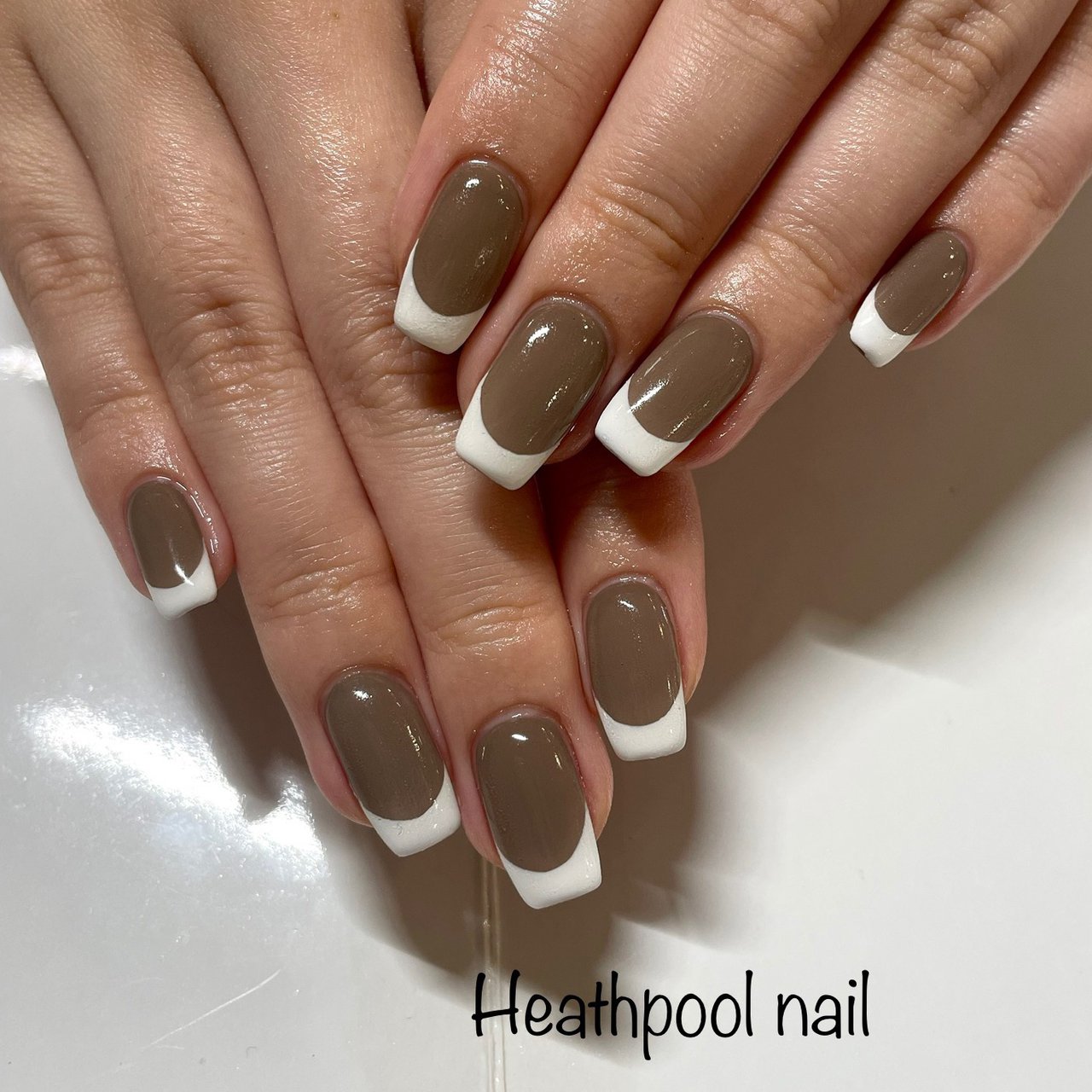 ハンド フレンチ ホワイト ブラウン ジェルネイル Heathpoolnailのネイルデザイン No ネイルブック