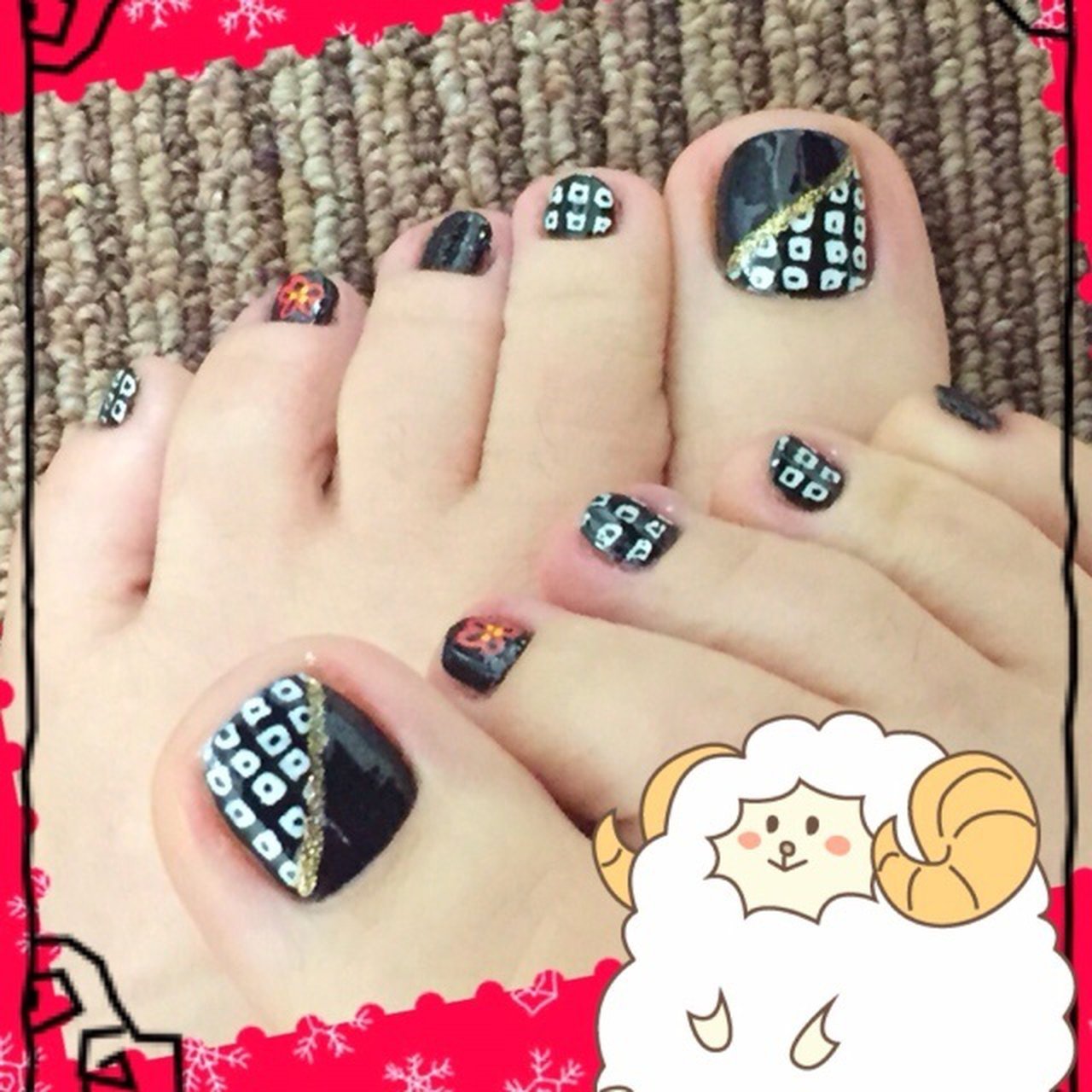 お正月 フット 和柄 ブラック マニキュア Kanako Higashiのネイルデザイン No ネイルブック