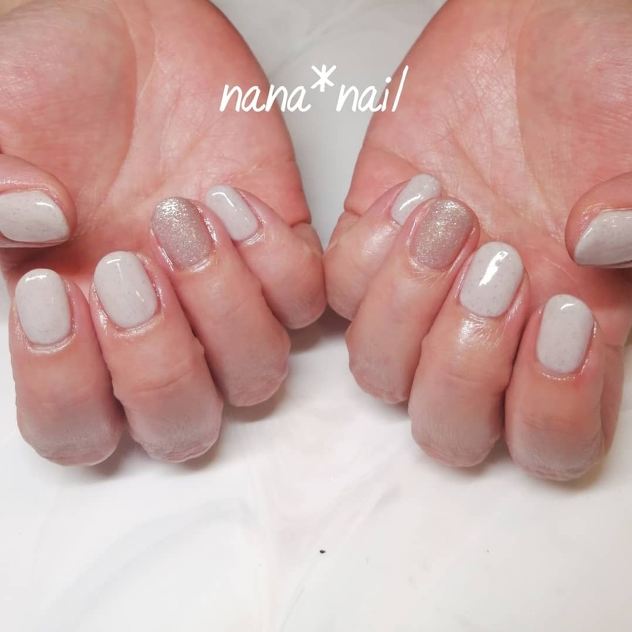 オールシーズン オフィス ハンド シンプル ラメ Nana Nailのネイルデザイン No ネイルブック