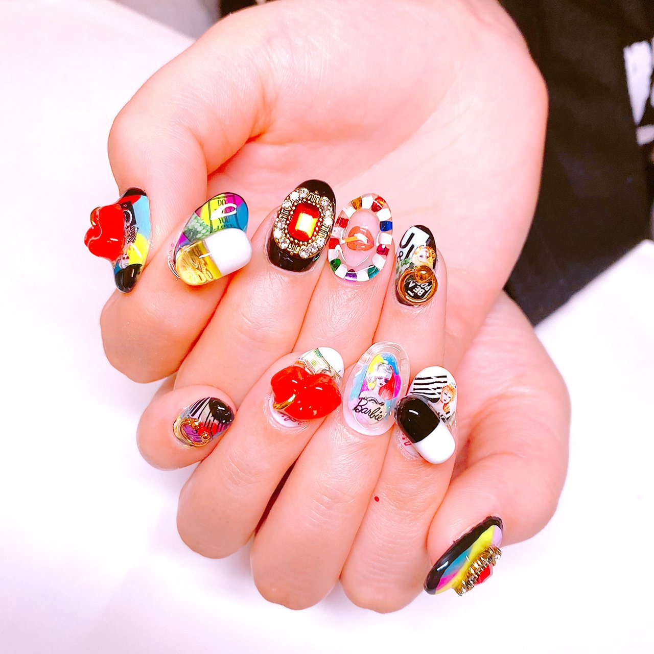 オールシーズン ライブ ハロウィン パーティー ハンド Uno Nailのネイルデザイン No ネイルブック