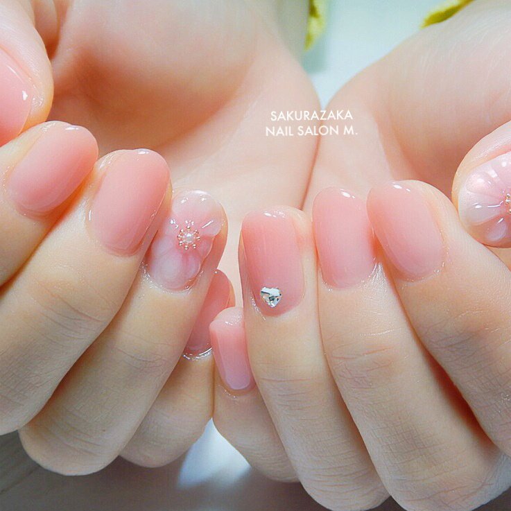 春 夏 ハンド フラワー ショート 桜坂ネイルサロンm のネイルデザイン No ネイルブック