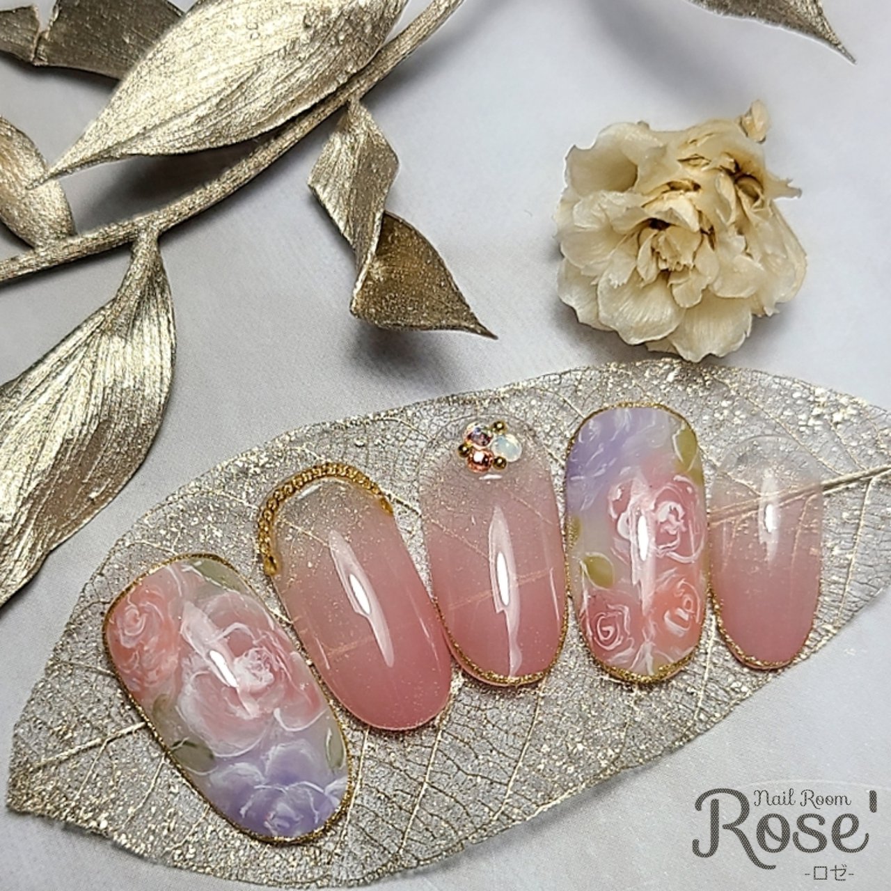 春 夏 ハンド グラデーション ラメ 三軒茶屋 Rose のネイルデザイン No ネイルブック