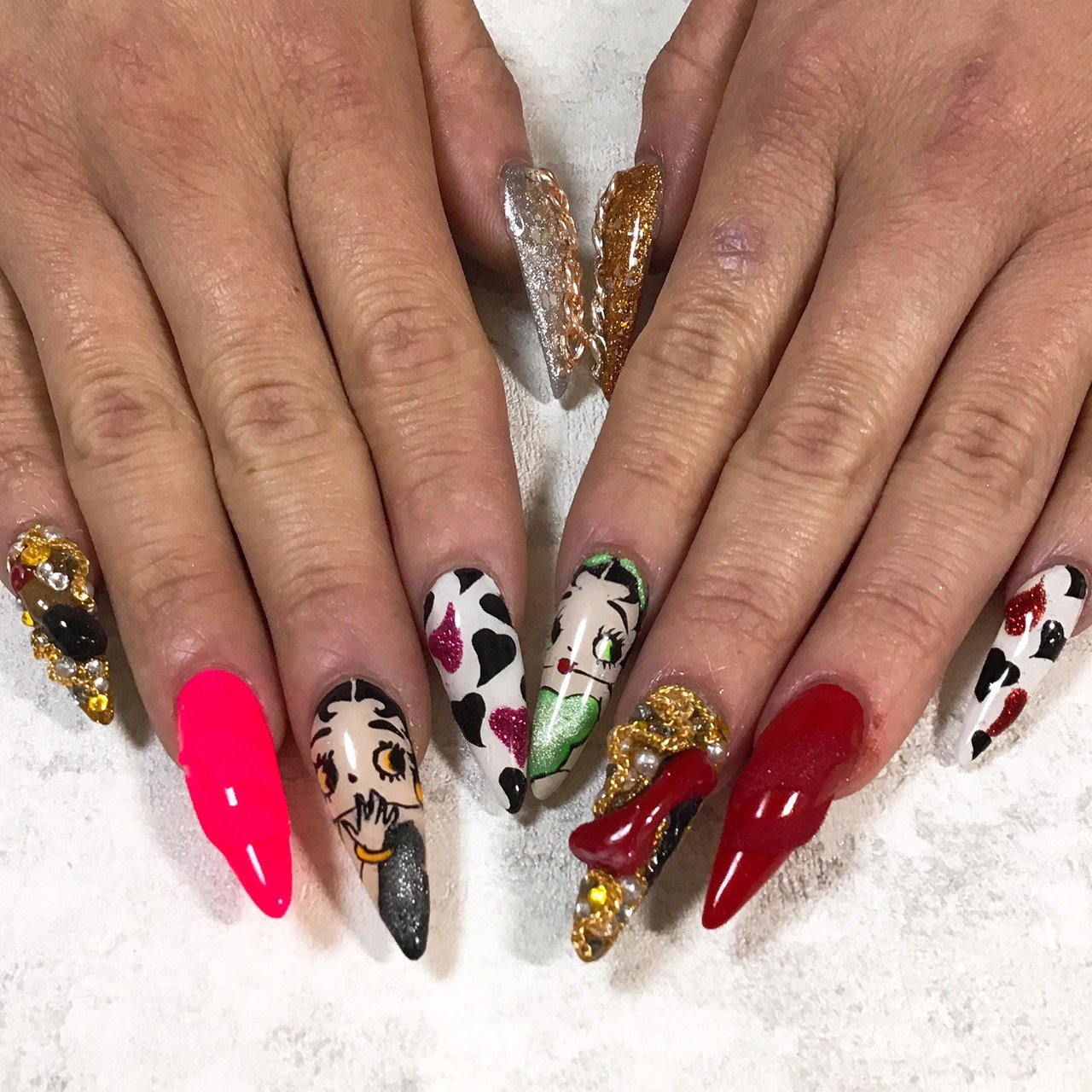 ハンド アニマル柄 ハート キャラクター 3d のネイルデザイン No ネイルブック