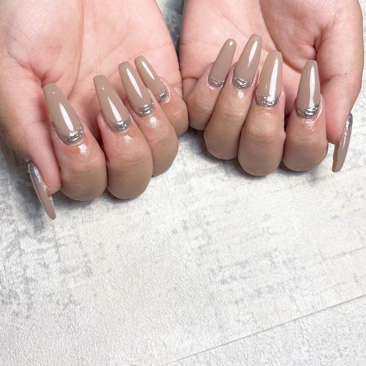 EVER NAIL ベージュ シルバー フレンチネイル EVER NAIL ベージュ シルバー フレンチネイル