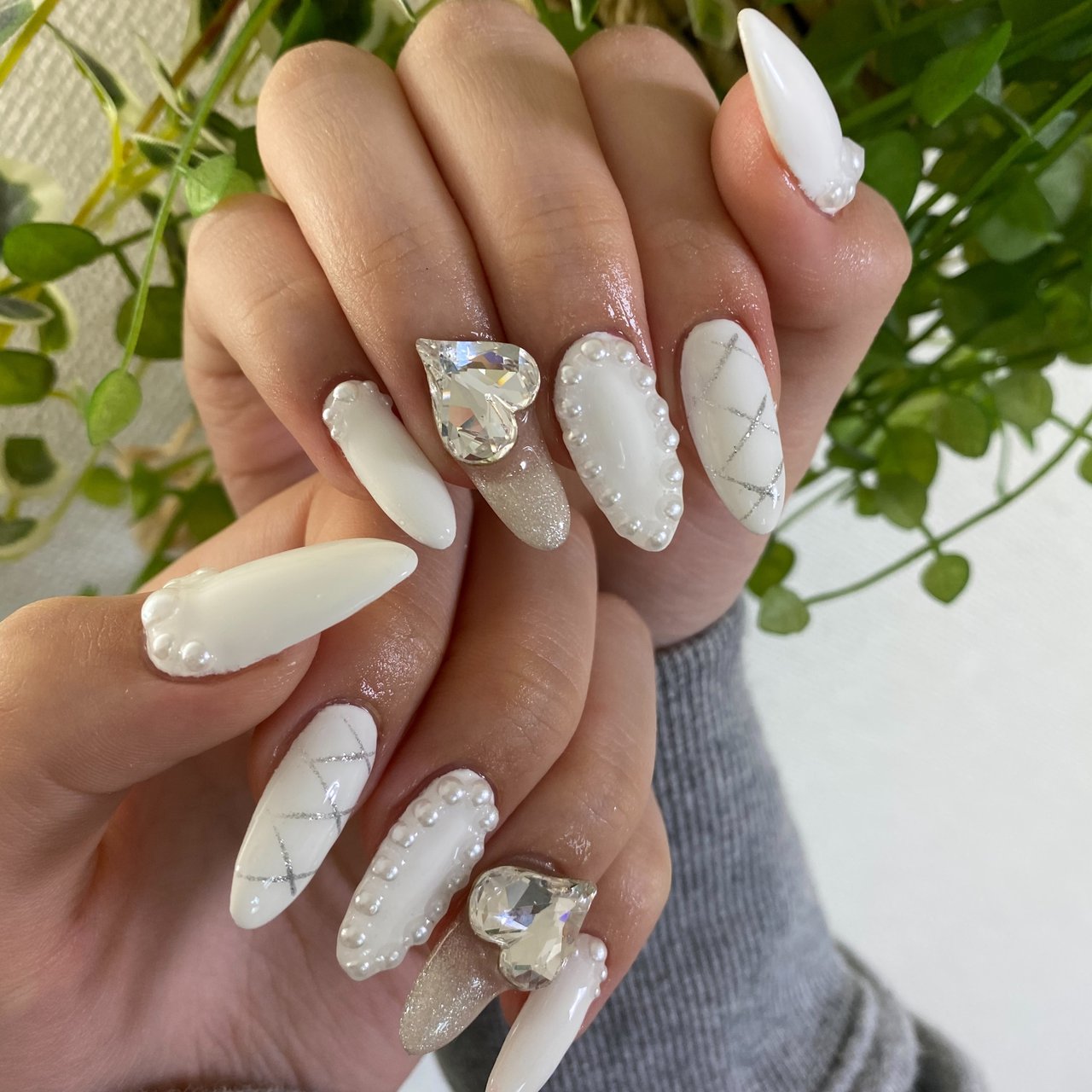 オールシーズン パーティー デート 女子会 ハンド 8nail ゆっころのネイルデザイン No ネイルブック