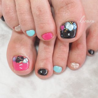 ピンク ブラック ペディキュアのネイルデザイン ネイルブック