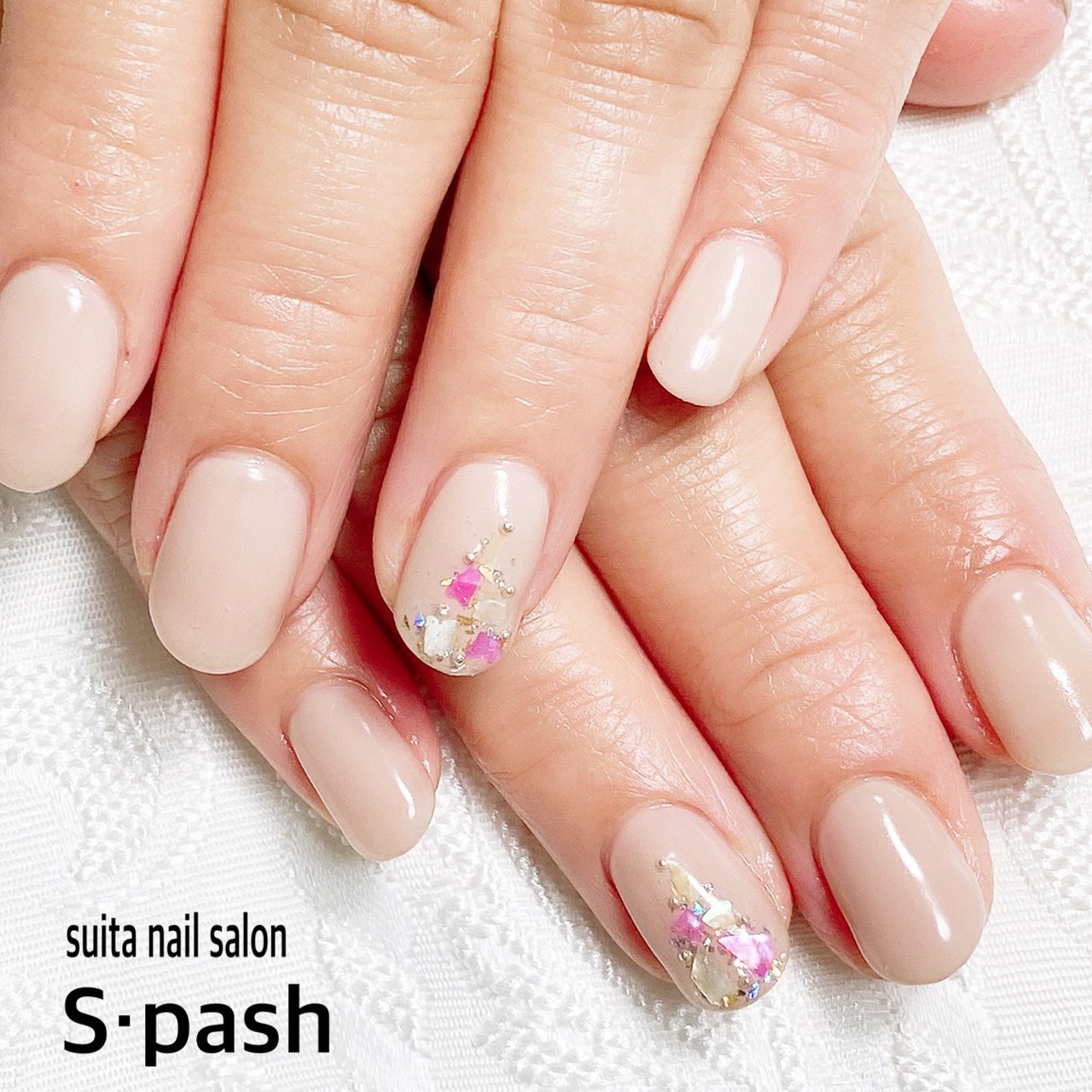オールシーズン ワンカラー ショート ベージュ ジェルネイル Spashnailのネイルデザイン No ネイルブック