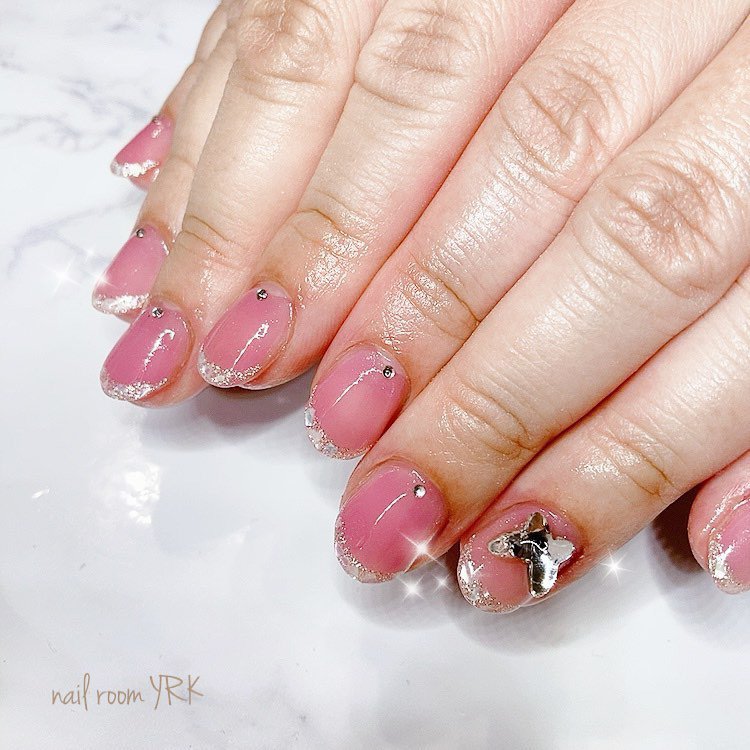 オールシーズン ハンド フレンチ ラメ ワンカラー Nail Room Yrkのネイルデザイン No ネイルブック