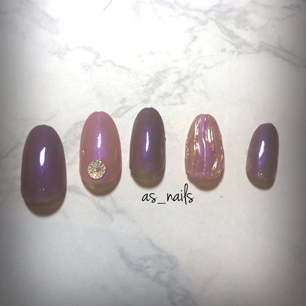 ニュアンス ユニコーン ミラー アイシング ジェルネイル As Nailのネイルデザイン No ネイルブック