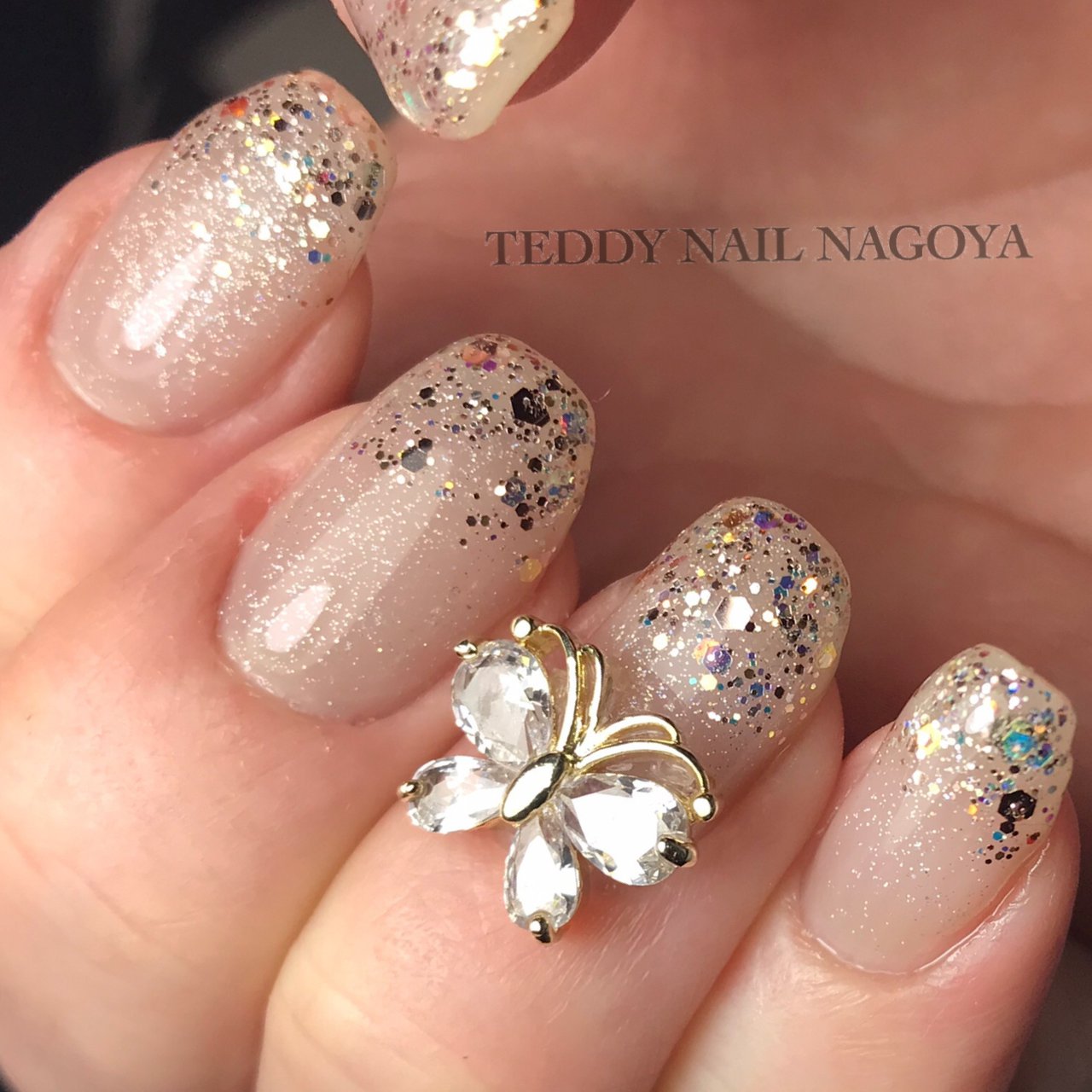 オールシーズン ブライダル デート 女子会 ハンド Teddy Nail Nagoyaのネイルデザイン No ネイルブック