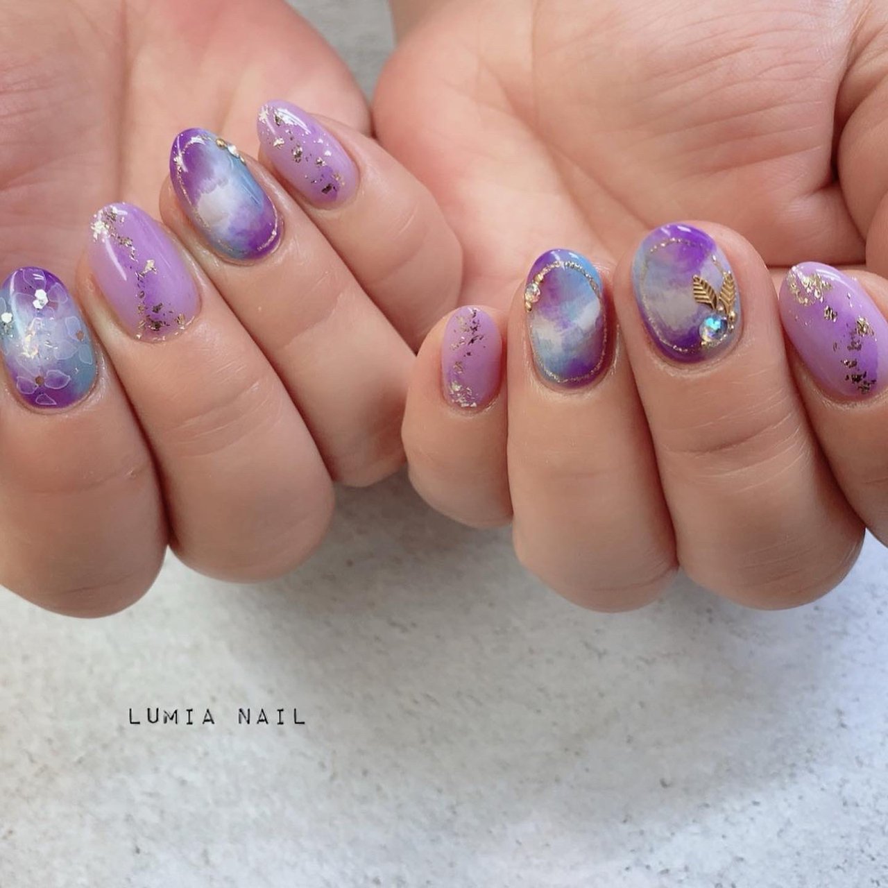 梅雨 ハンド ビジュー タイダイ たらしこみ Lumianailのネイルデザイン No ネイルブック