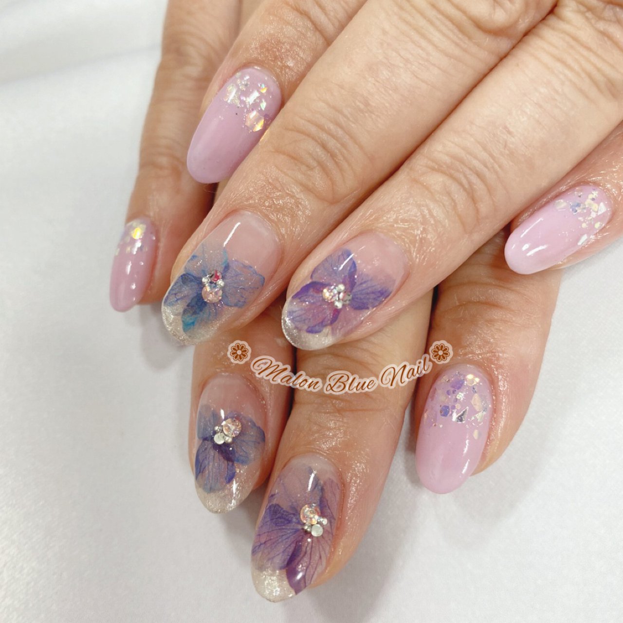夏 梅雨 ハンド シンプル ホログラム Malonbluenail のネイルデザイン No ネイルブック