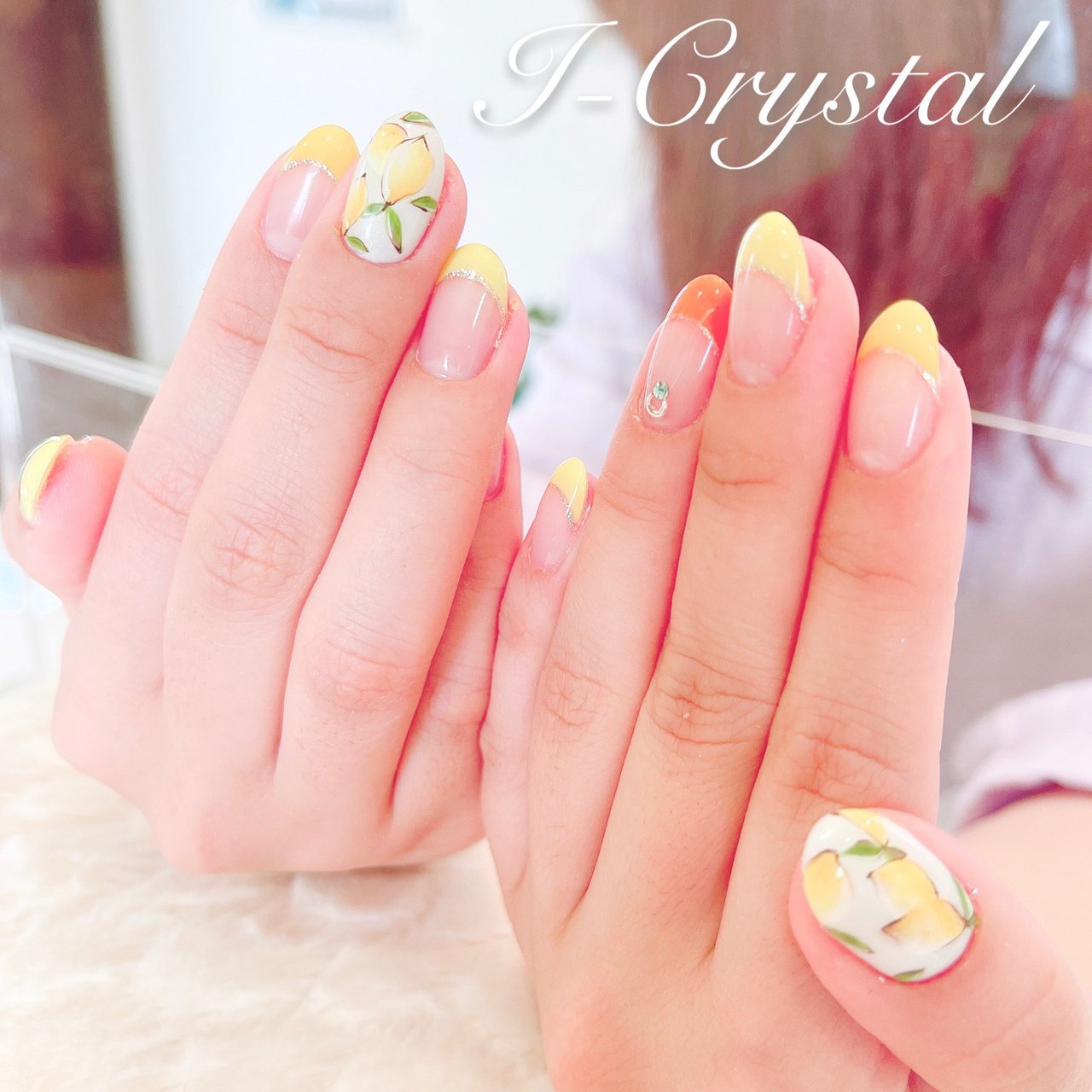 夏 リゾート 女子会 ハンド フレンチ Nail Salon アイ クリスタル 中村郁美のネイルデザイン No ネイルブック