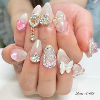 ハート ハートネイル Vカットストーンのネイルデザイン ネイルブック