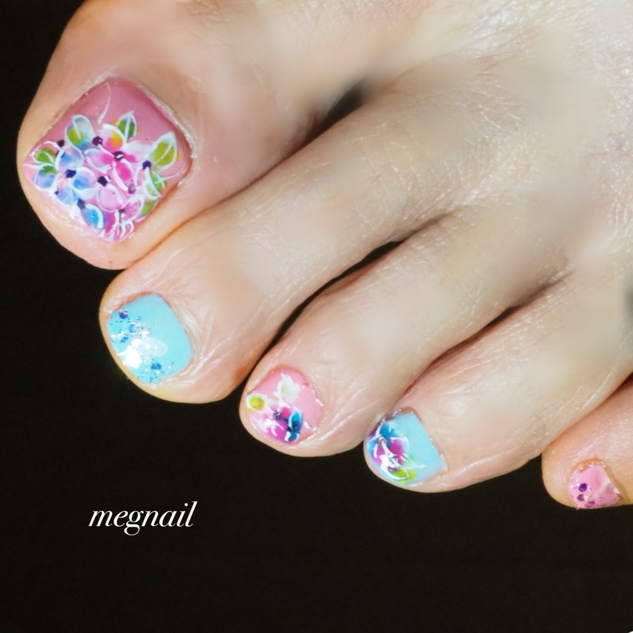 梅雨 女子会 フット ワンカラー フラワー Megnailのネイルデザイン No ネイルブック