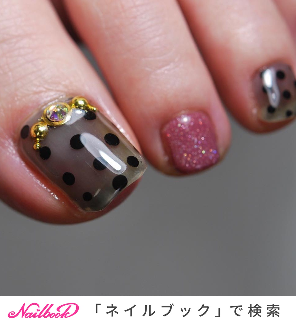 キラキラフットネイルデザインのネイルデザイン ネイルブック