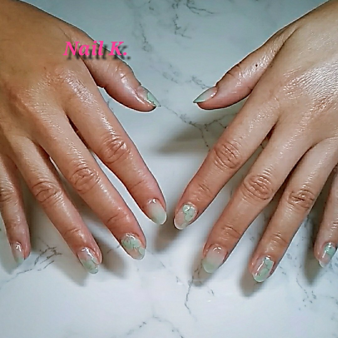 グラデーション フラワー クリア グリーン お客様 Nail K のネイルデザイン No ネイルブック