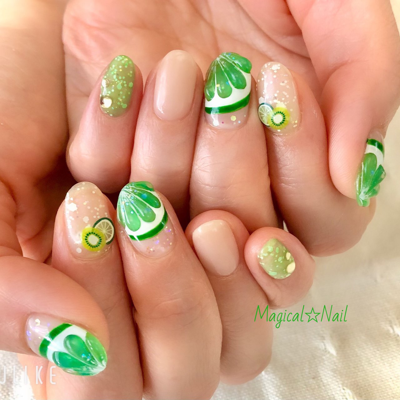夏 オールシーズン リゾート ハンド 変形フレンチ Magical Nailのネイルデザイン No ネイルブック