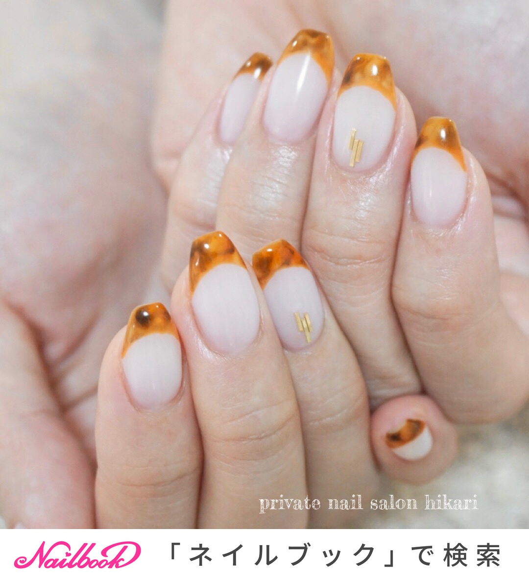 白ベースフレンチのネイルデザイン ネイルブック